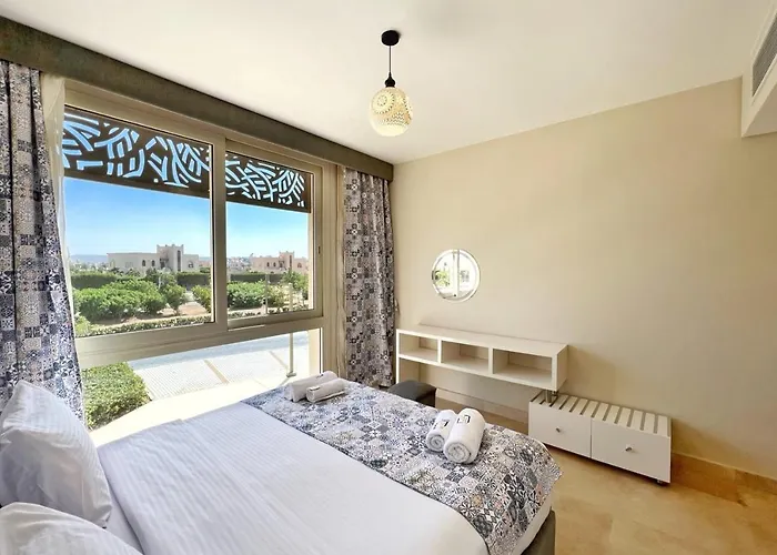 Proper & Plush 1 Bdr Mangroovy Free Pool & Access Appartement *